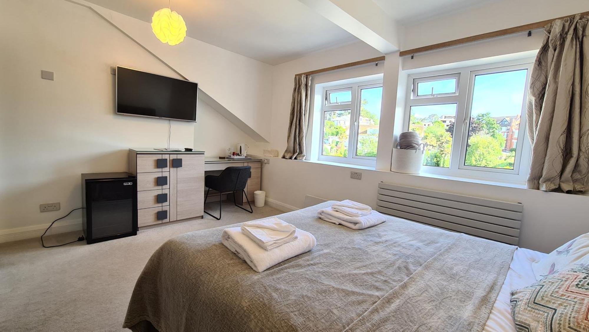The Torland - Paignton Seafront - Free Parking, All Rooms En-Suite Exterior foto